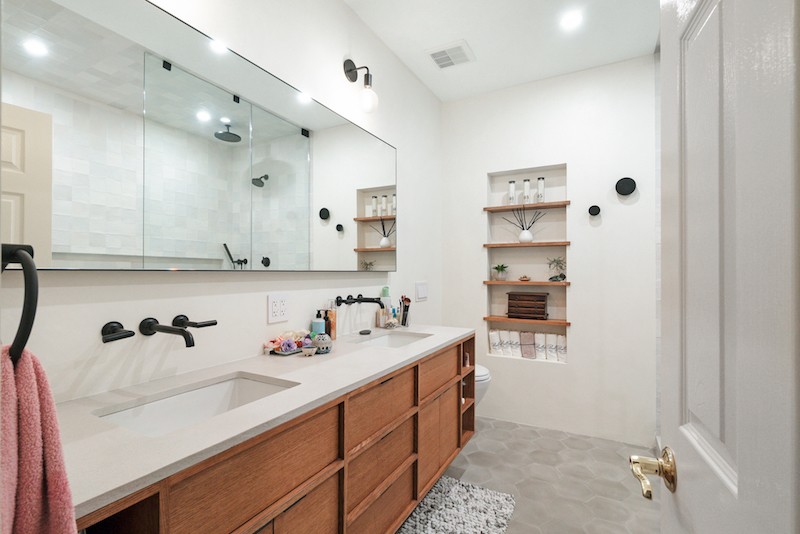 BELA Development Portfolio| Bathroom Remodel, Flooring in Los Angeles-3