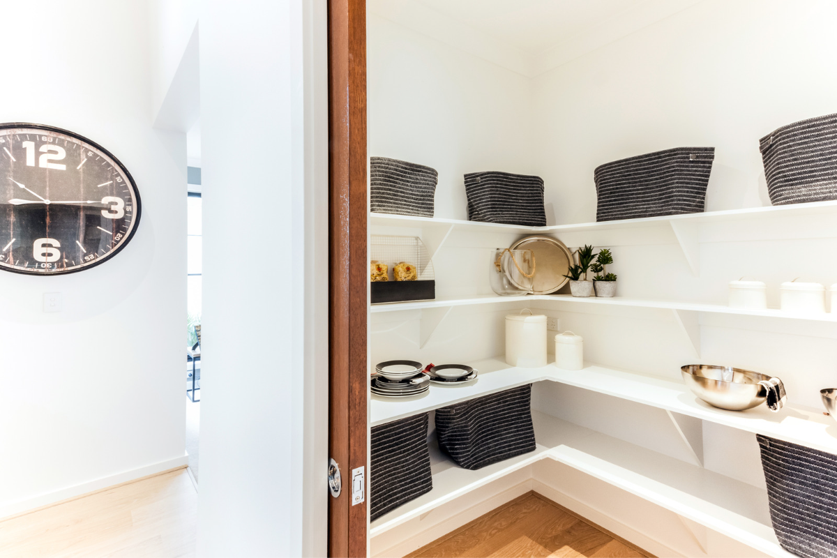 Small bathroom remodel ideas: Built-in Storage