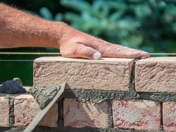 Brick Wall Construction in Rolling Hills Estate